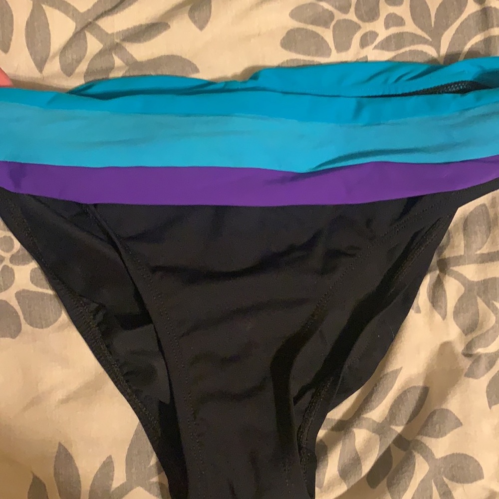 Two Piece Bathing Suite - Picture 4 of 6